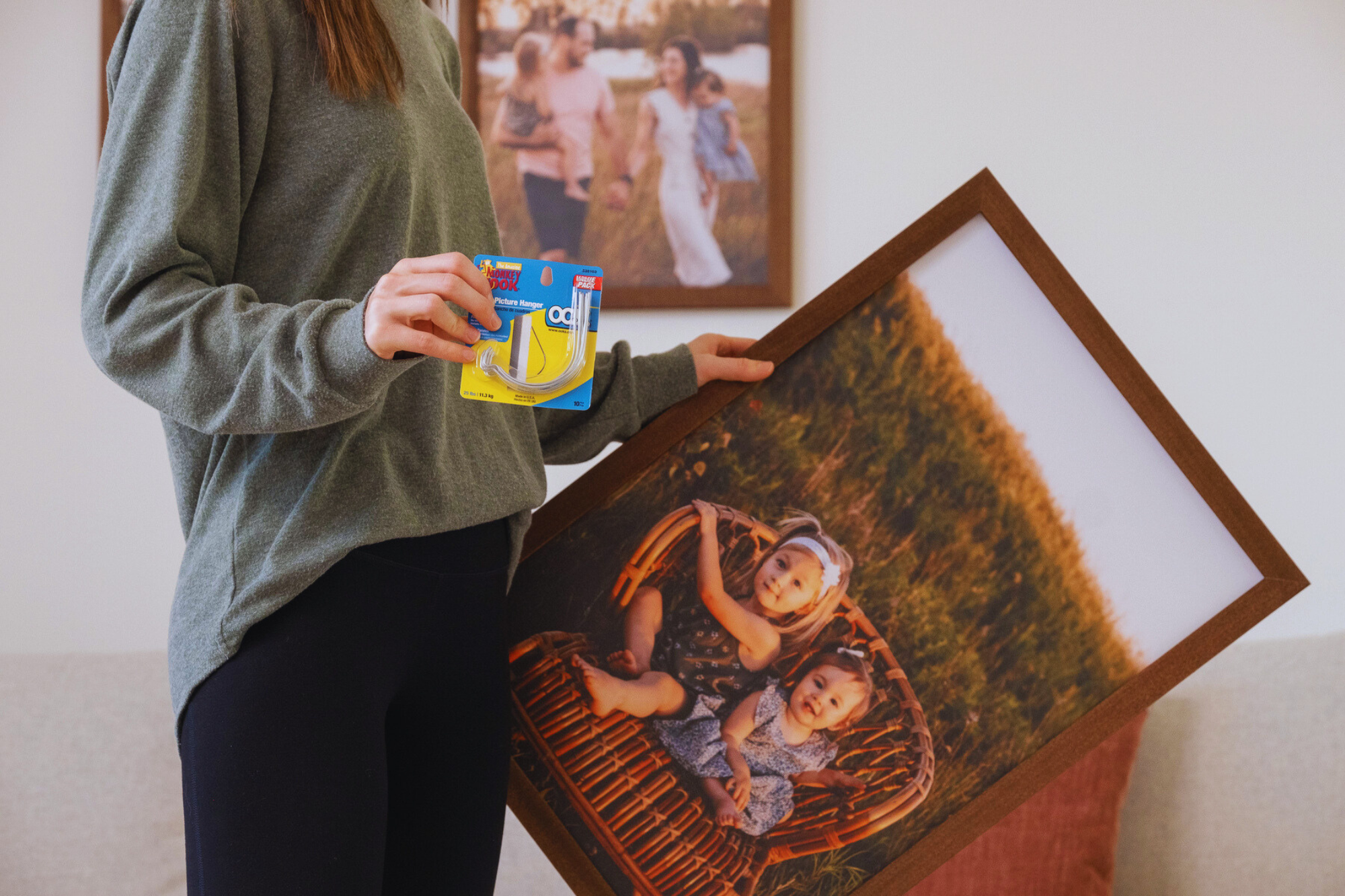 fall image display with ook hangers